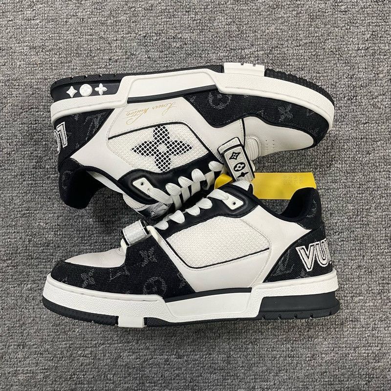 Louis Vuitton Louis Vuitton Classic Trainer Sneakers in Black and White - Size US 6.5 / EU 39-40 - 6 Thumbnail