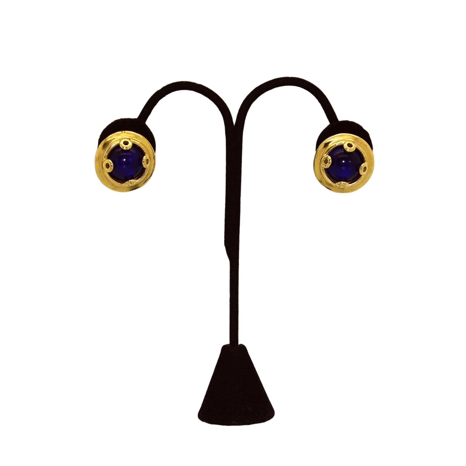 Givenchy A8 GIVENCHY Vintage Signed Goldtone Round Clip On Earrings Size ONE SIZE - 1 Thumbnail