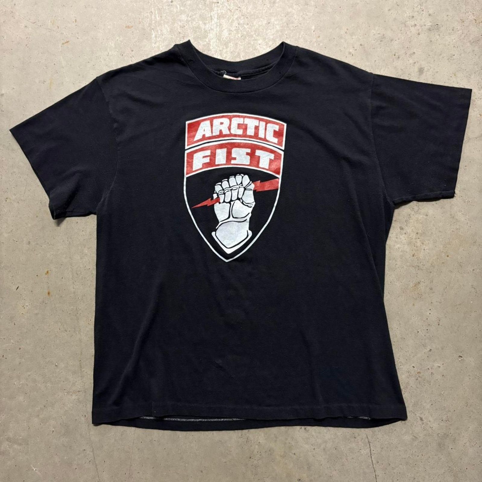 Vintage Crazy Vintage 70s Arctic Fist Military Fire Support T Shirt Size US L / EU 52-54 / 3 - 1 Thumbnail