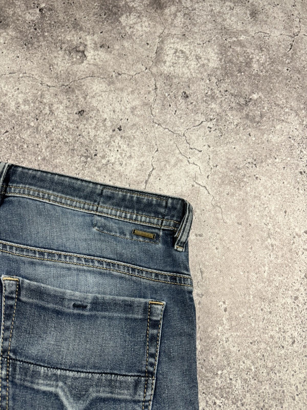 Diesel VINTAGE DIESEL DENIM DISTRESSED SHORTS JAPAN STREETWEAR Y2K Size US 36 / EU 52 - 3 Thumbnail