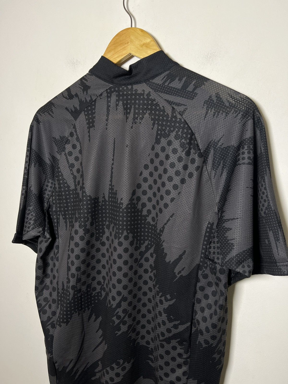 Deus Ex Machina 150$ deus ex machina tech cycle/running mtb zip shirt Size US XL / EU 56 / 4 - 8 Thumbnail