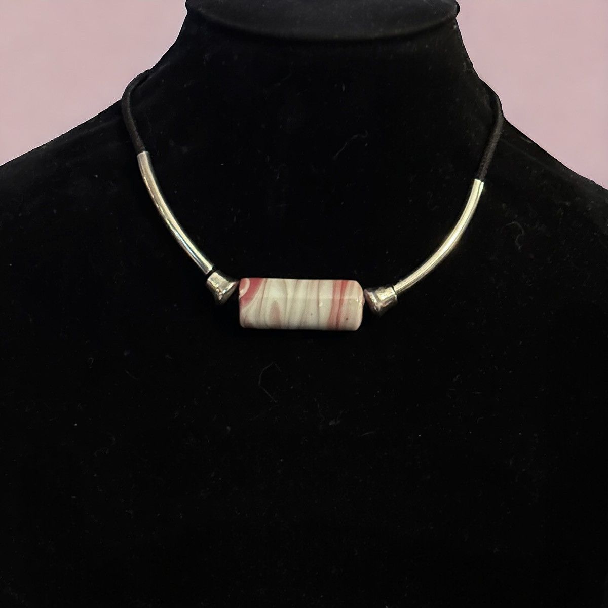 Vintage Vintage swirly glass tube bead necklace Size ONE SIZE - 1 Thumbnail