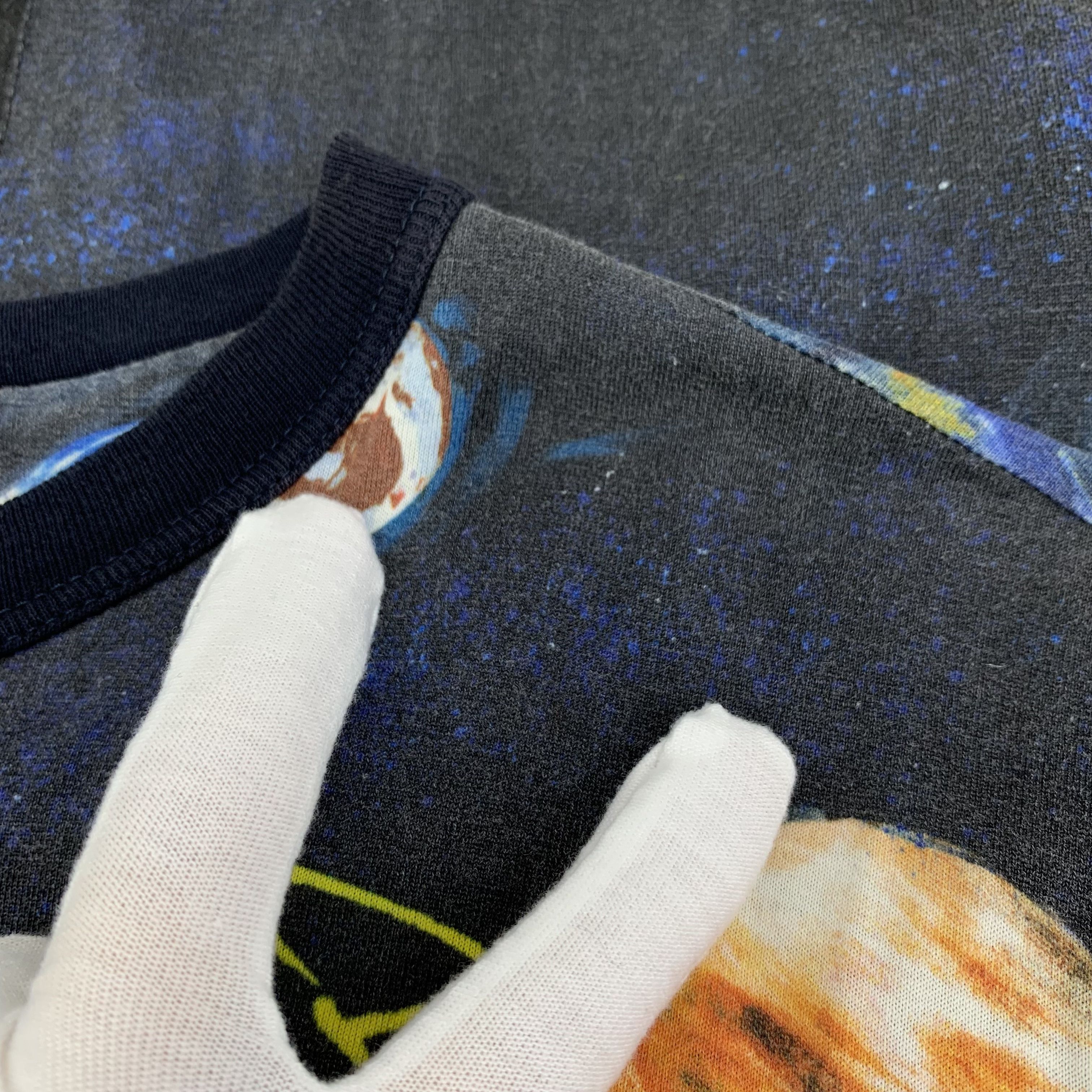 Louis Vuitton Louis Vuitton T-Shirt Black Multicolor Planets & Logo Print Size US S / EU 44-46 / 1 - 9 Thumbnail