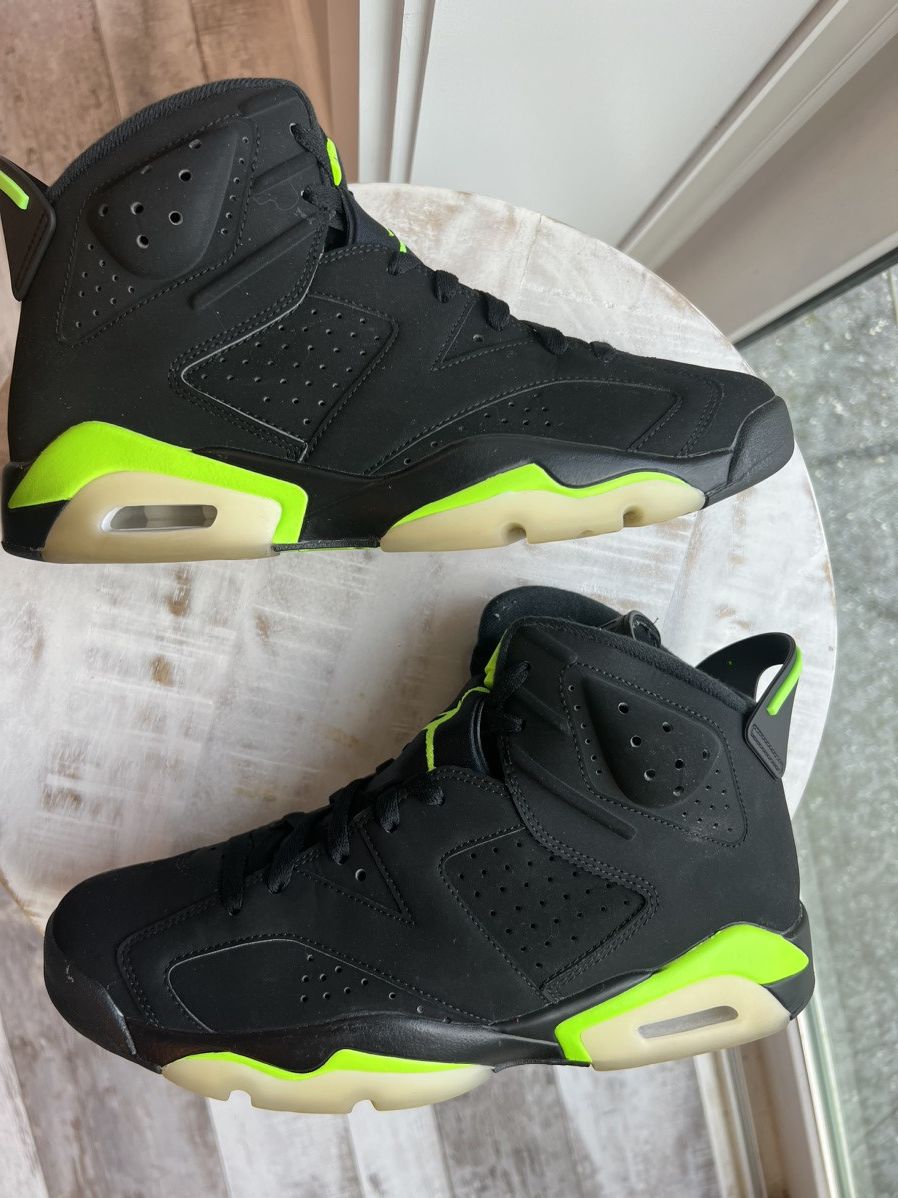 Jordan Brand Jordan 6 Electric Green Size 10.5 VNDS Sneakers Size US 10.5 / EU 43-44 - 6 Thumbnail