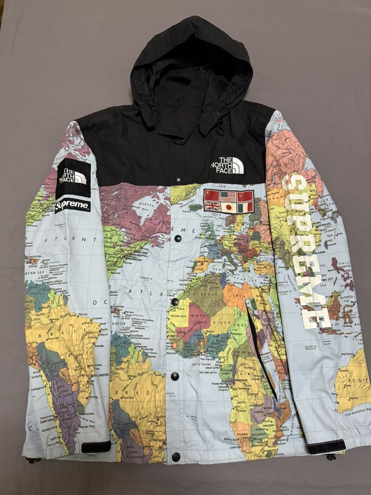 Supreme × The North Face Supreme tnf North atlas maps expedition 