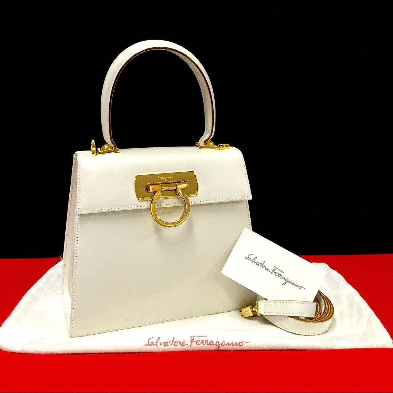 Salvatore Ferragamo Salvatore Ferragamo Shoulder Bag White Leather Size ONE SIZE - 1 Thumbnail