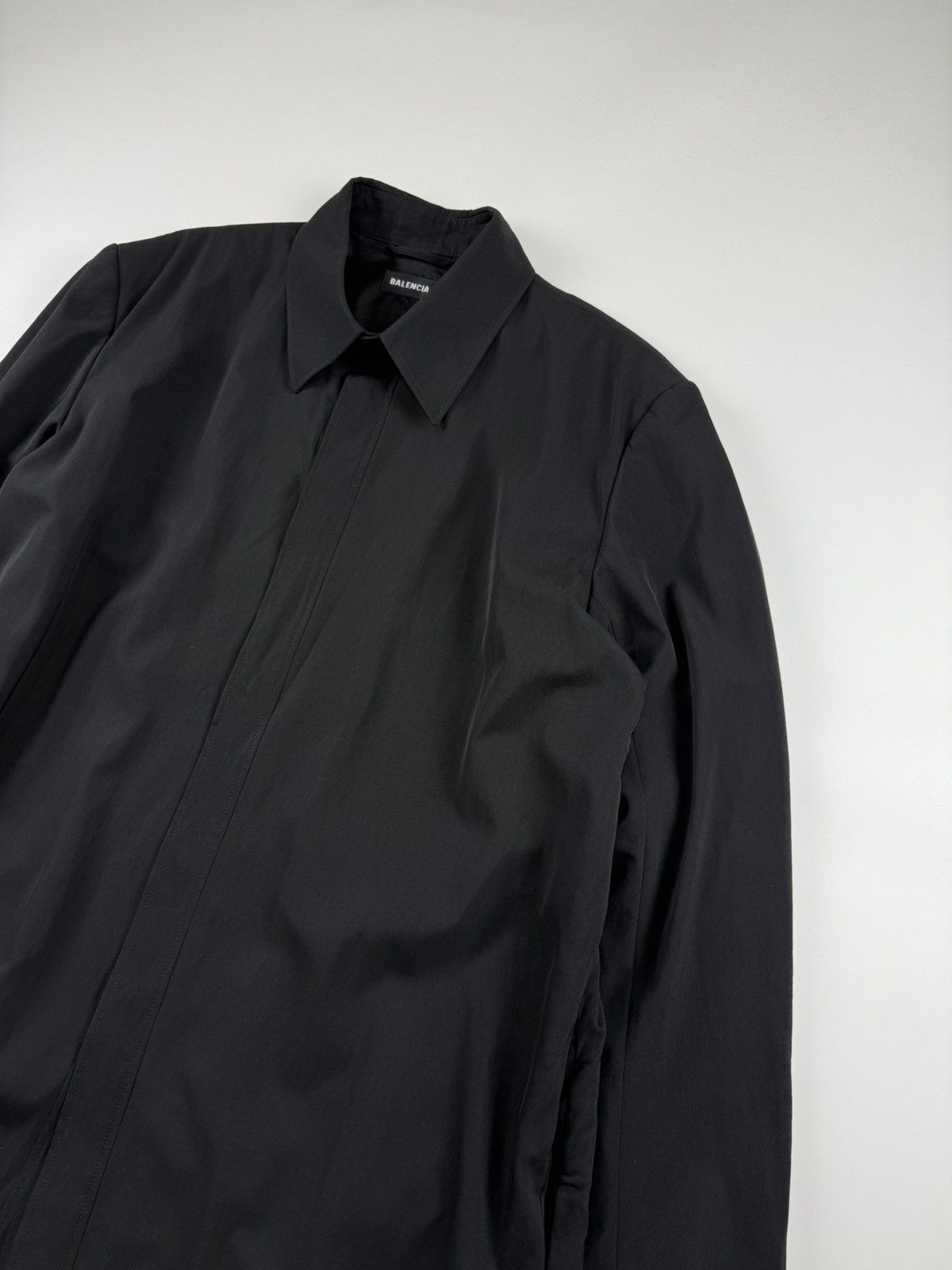 Balenciaga Balenciaga Oversized Shirt Jacket with Shoulder Pad Size US S / EU 44-46 / 1 - 7 Thumbnail