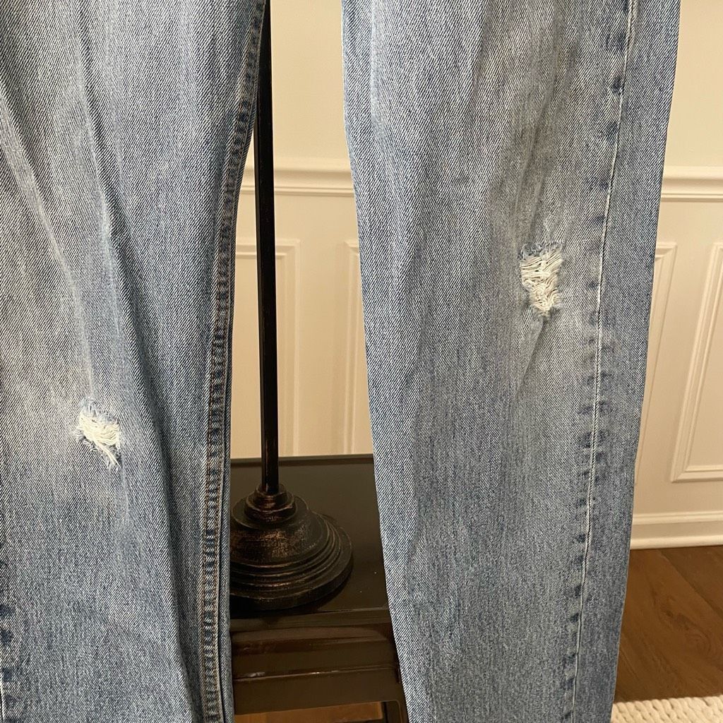 Levi's Levi’s Men’s 505 Regular Straight Leg Jeans Lightly Distress Size US 34 / EU 50 - 6 Thumbnail