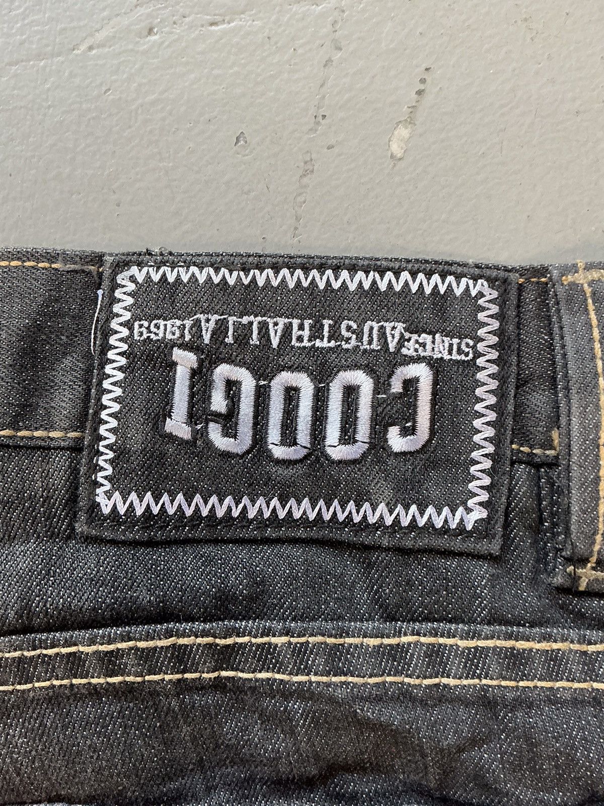 Coogi × Vintage Vintage Coogi pocket embroidered SpellOut denim jort Size US 44 / EU 60 - 8 Thumbnail