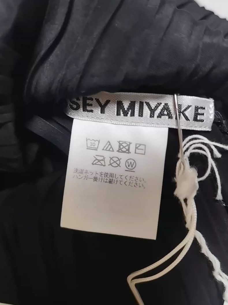 Issey Miyake Issey Miyake size:2 Black mainline dress Size S / US 4 / IT 40 - 3 Thumbnail