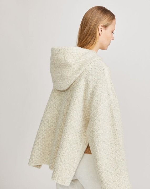 Loro Piana o1srvl11e0824 Size: OS / Poncho Hooded Cape in Off White Size ONE SIZE - 4 Thumbnail