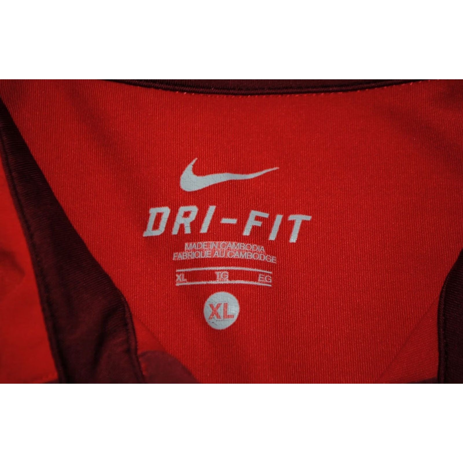 Nike VINTAGE Nike RF Polo Shirt Men XL Red Roger Federer 2011 Rolland Garros Authentic Polo Shirt Size US XL / EU 56 / 4 - 2 Thumbnail