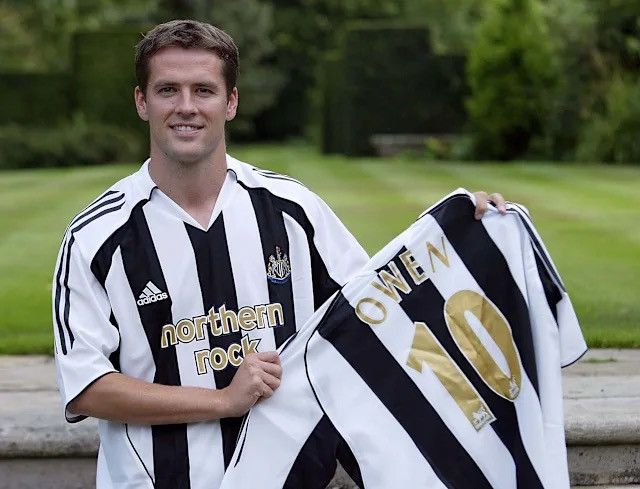 Adidas MICHAEL OWEN 10 NEWCASTLE UNITED 2005 Size US M / EU 48-50 / 2 - 8 Thumbnail