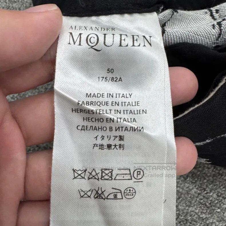 Alexander McQueen Alexander Mcqueen Embroidered striped casual pants Size US 34 / EU 50 - 4 Thumbnail