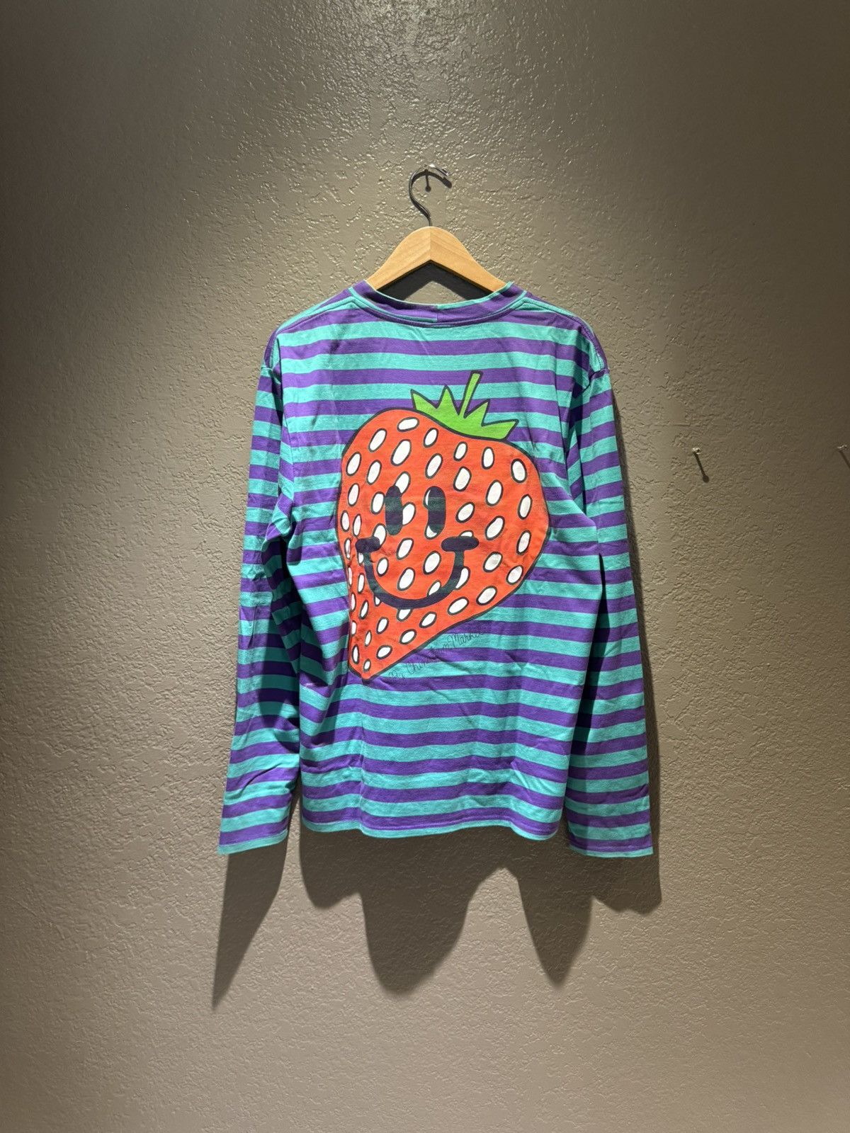 Guess × Market Guess x Market Chinatown Market Complex Con Strawberry Guess Size US M / EU 48-50 / 2 - 4 Thumbnail