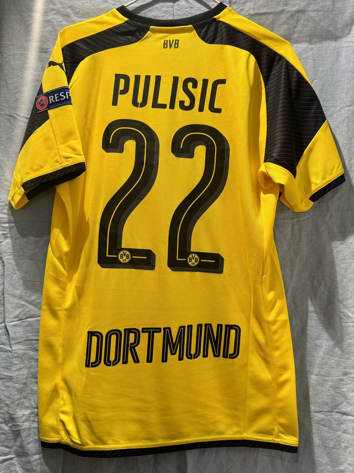 Puma Dortmund 18/19 C/L home shirt #22 pulisic (bnwt) Size US M / EU 48-50 / 2 - 2 Thumbnail