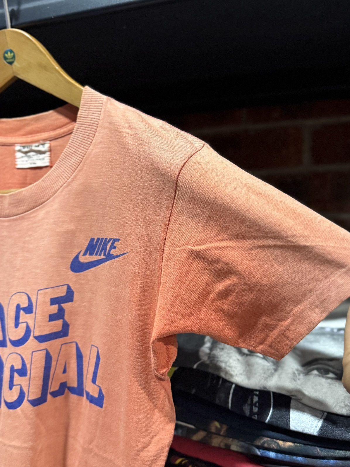 Nike Thrashed Rare Vintage 70s Nike Race Official Sun Faded Tee Size US S / EU 44-46 / 1 - 5 Thumbnail