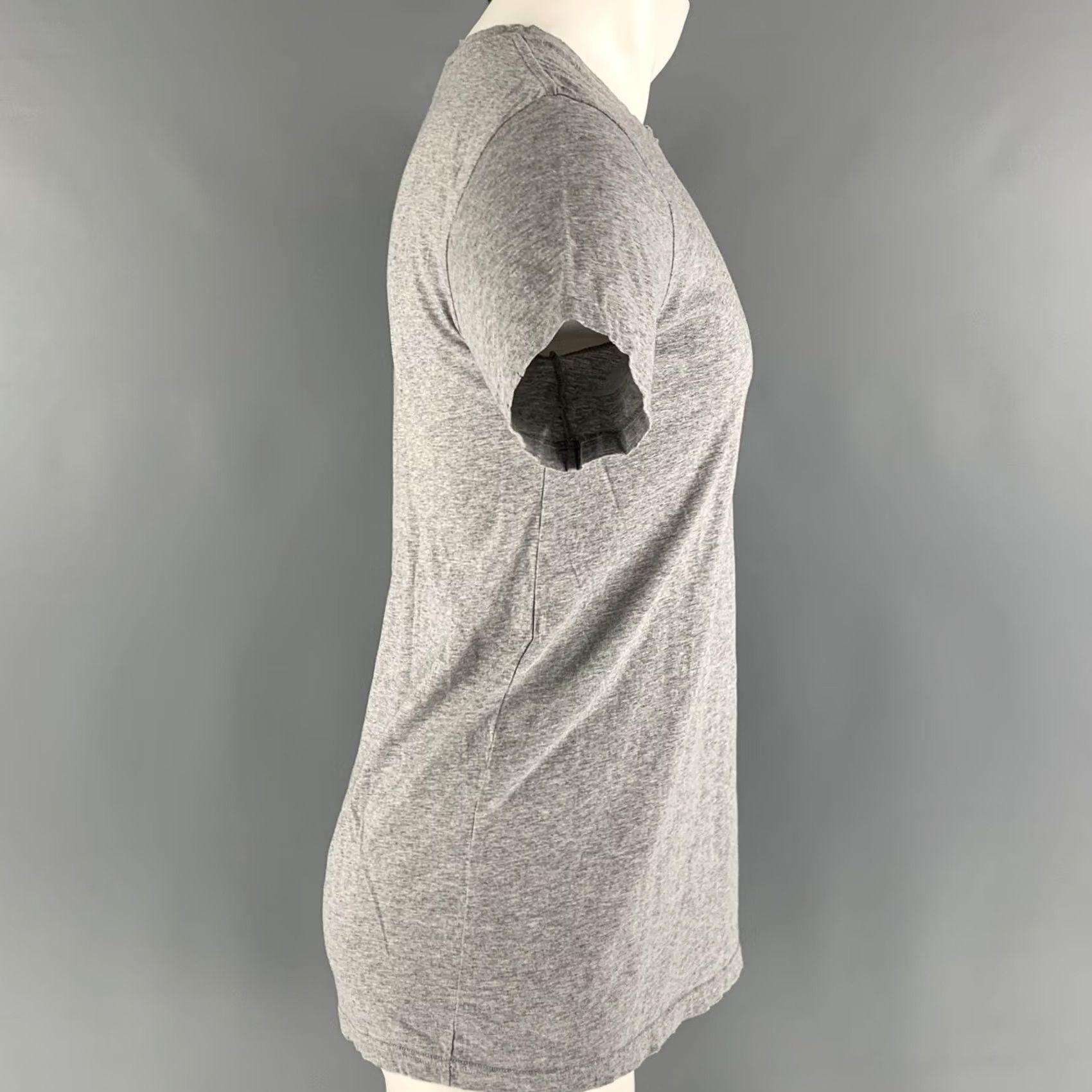 Balmain BALMAIN Size M Grey Solid Cotton Crew-Neck Shirt - Size US M / EU 48-50 / 2 - 2 Thumbnail