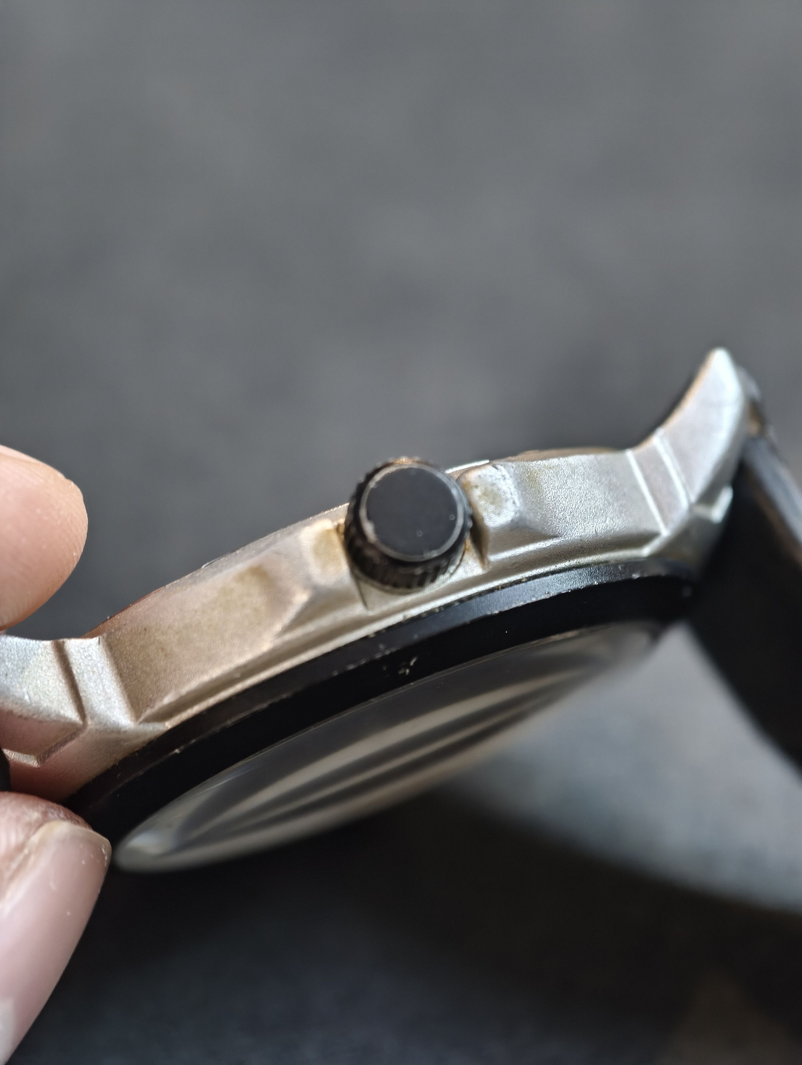 FCUK FCUK watch with vtg leather French connection Size ONE SIZE - 9 Thumbnail