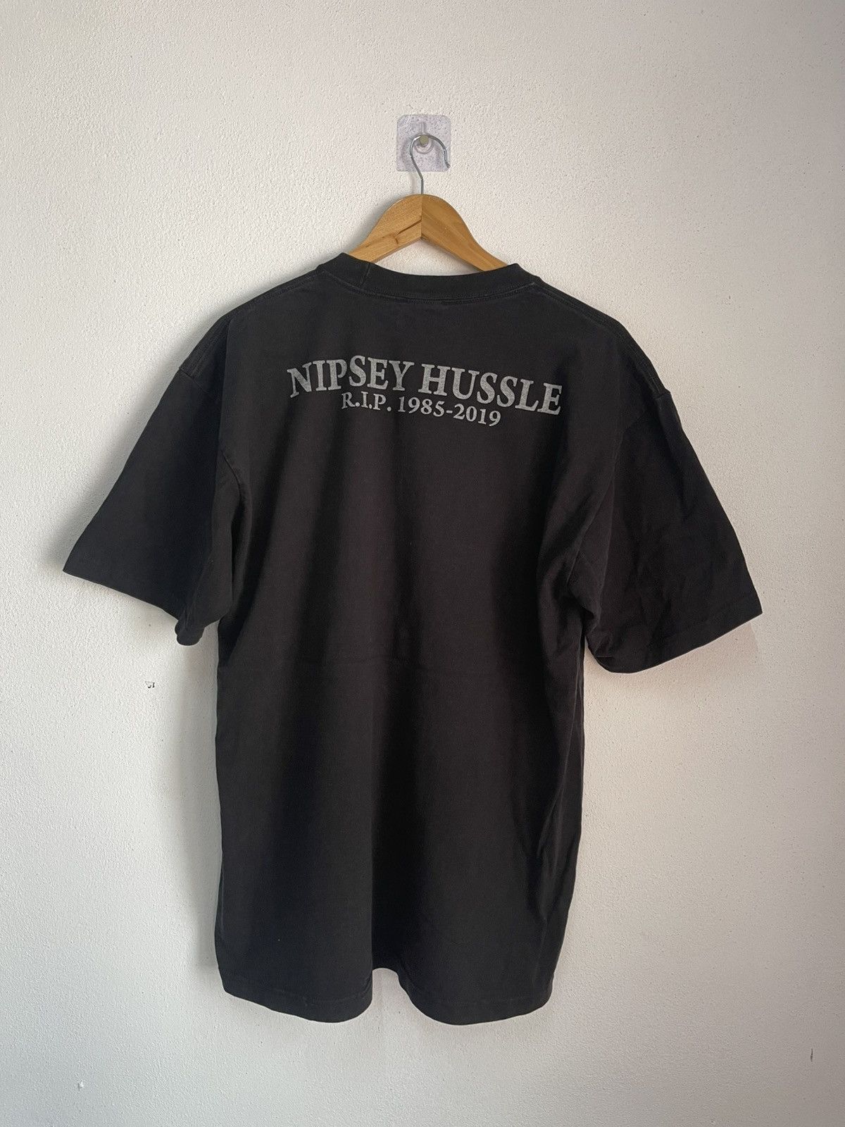 Rap Tees Raptees Nipsey Hussle t-shirt 📸 Size US XL / EU 56 / 4 - 2 Thumbnail