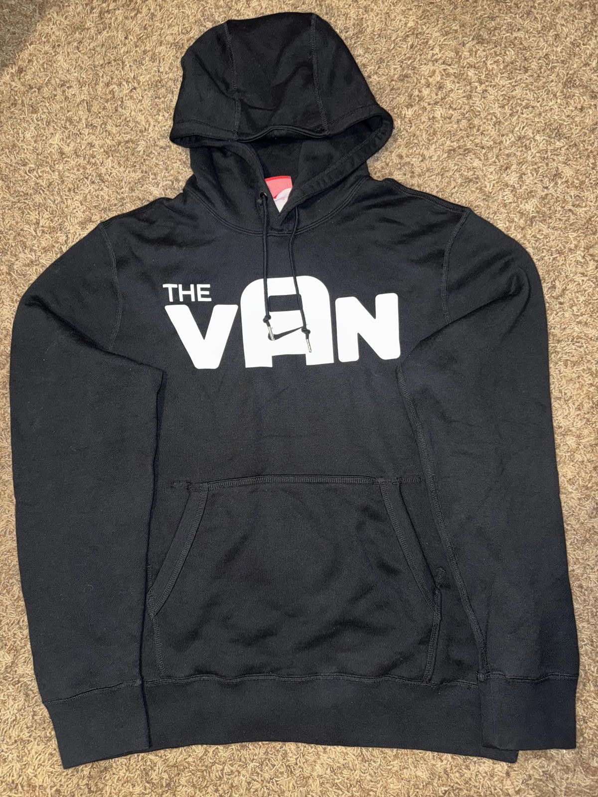 Nike Nike Men’s The Van Employee Exclusive Hooded Sweatshirt Size US XXL / EU 58 / 5 - 1 Thumbnail