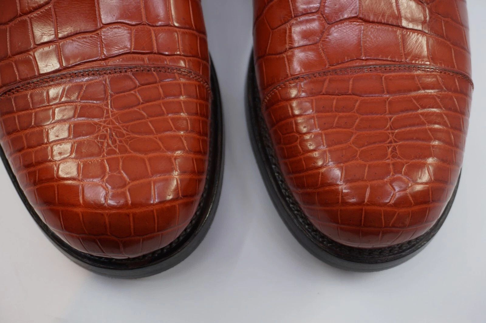 Gucci RARE Gucci Exotic Alligator Crocodile UK 7 US 7.5 Size US 7.5 / EU 40-41 - 3 Thumbnail
