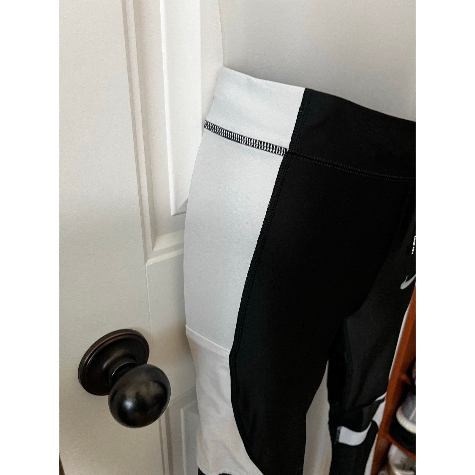Nike Colorblock Performance Running Tights Black/White Mid Rise Size 25" / US 0 / IT 36 - 9 Thumbnail