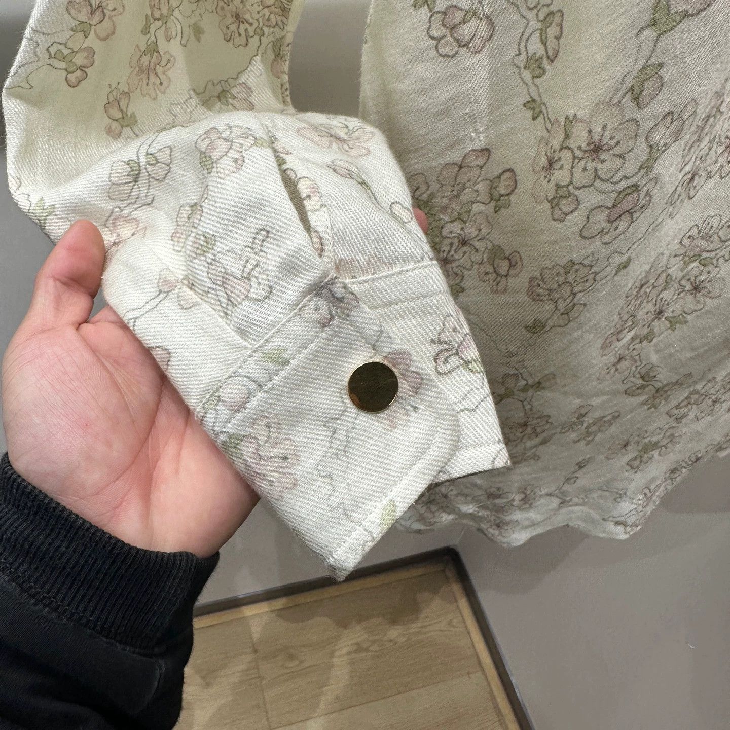 Loro Piana Loro Piana floral Chinese linen shirt size 36 Size XS / US 0-2 / IT 36-38 - 6 Thumbnail