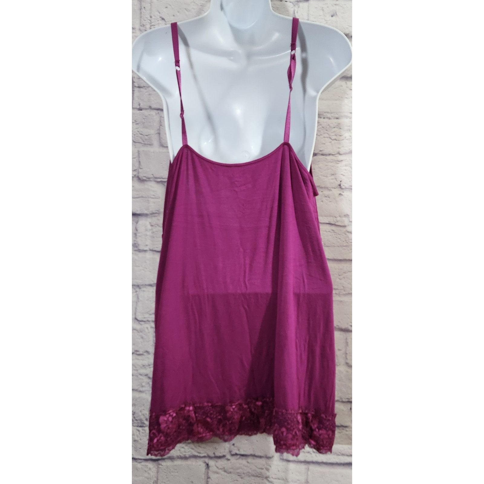 Other Lane Bryant Fuchsia Lace Detail Spaghetti Strap Top 18 20 Size XXL / US 16-18 / IT 52-54 - 3 Thumbnail