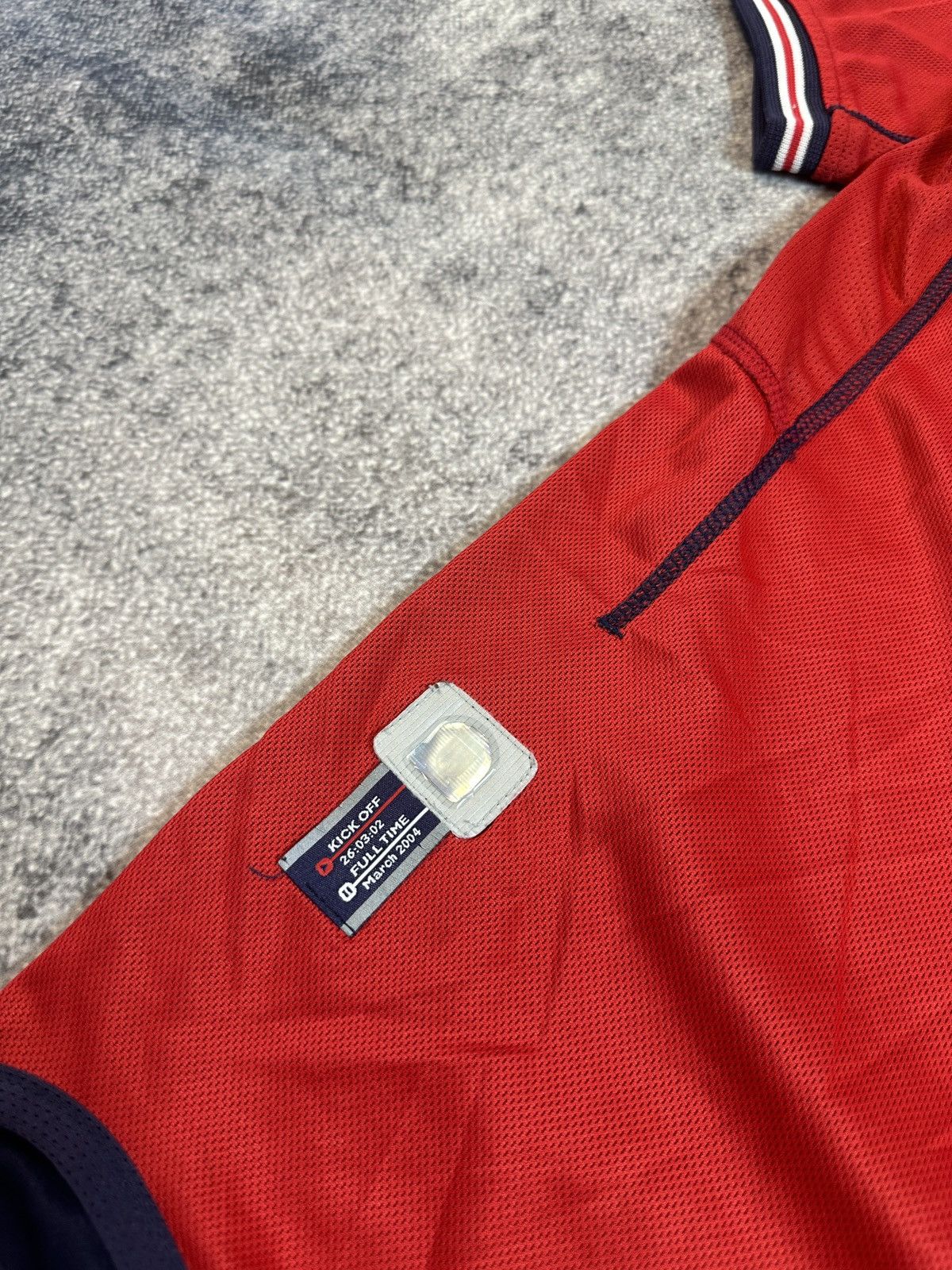 Umbro × Vintage Vintage Umbro England Soccer Jersey Blokecore Rare Style VTg Size US XL / EU 56 / 4 - 6 Thumbnail