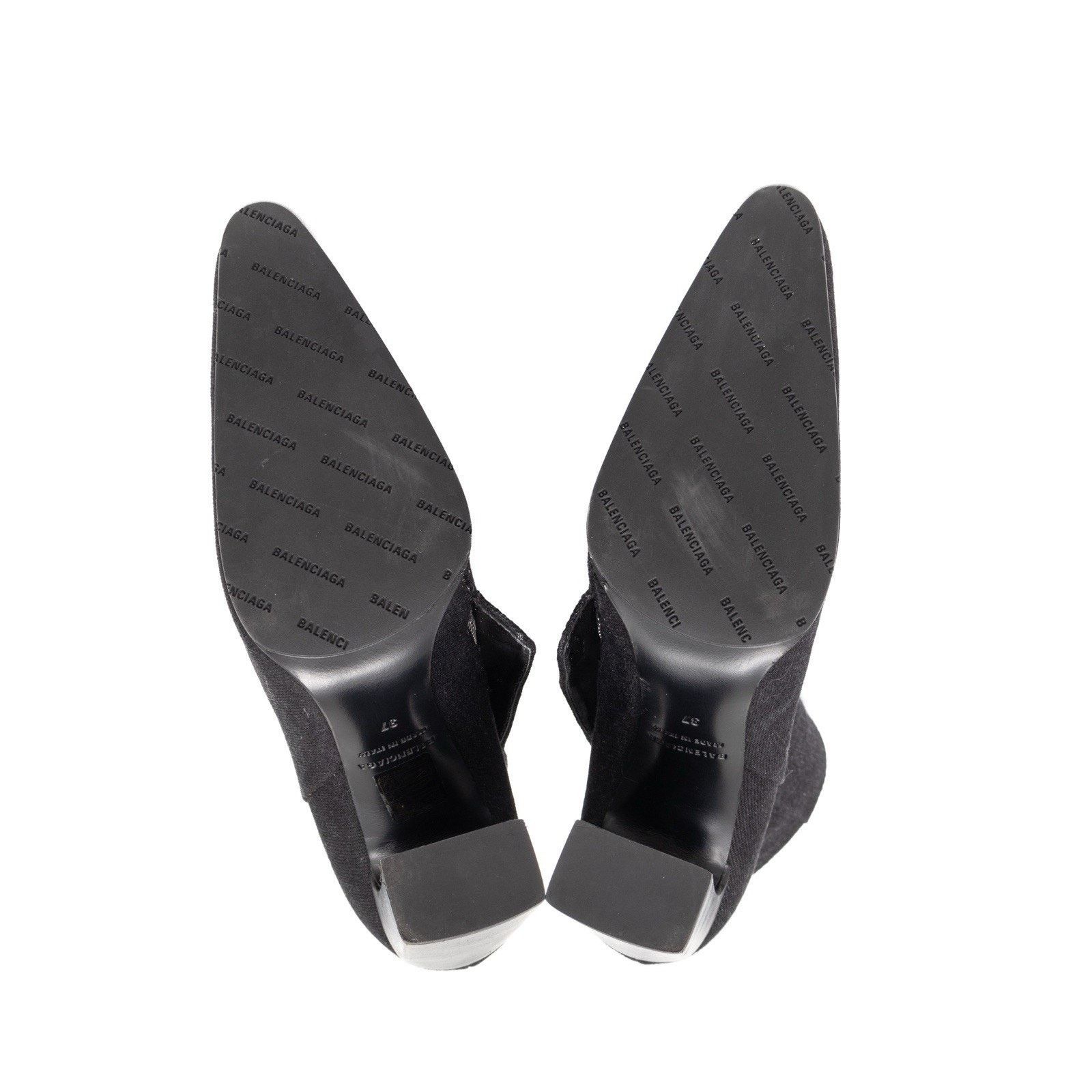 Balenciaga 940$ BALENCIAGA Denim Ankle Side Zip Block Heel Boots Grey Size US 7 / IT 37 - 14 Thumbnail