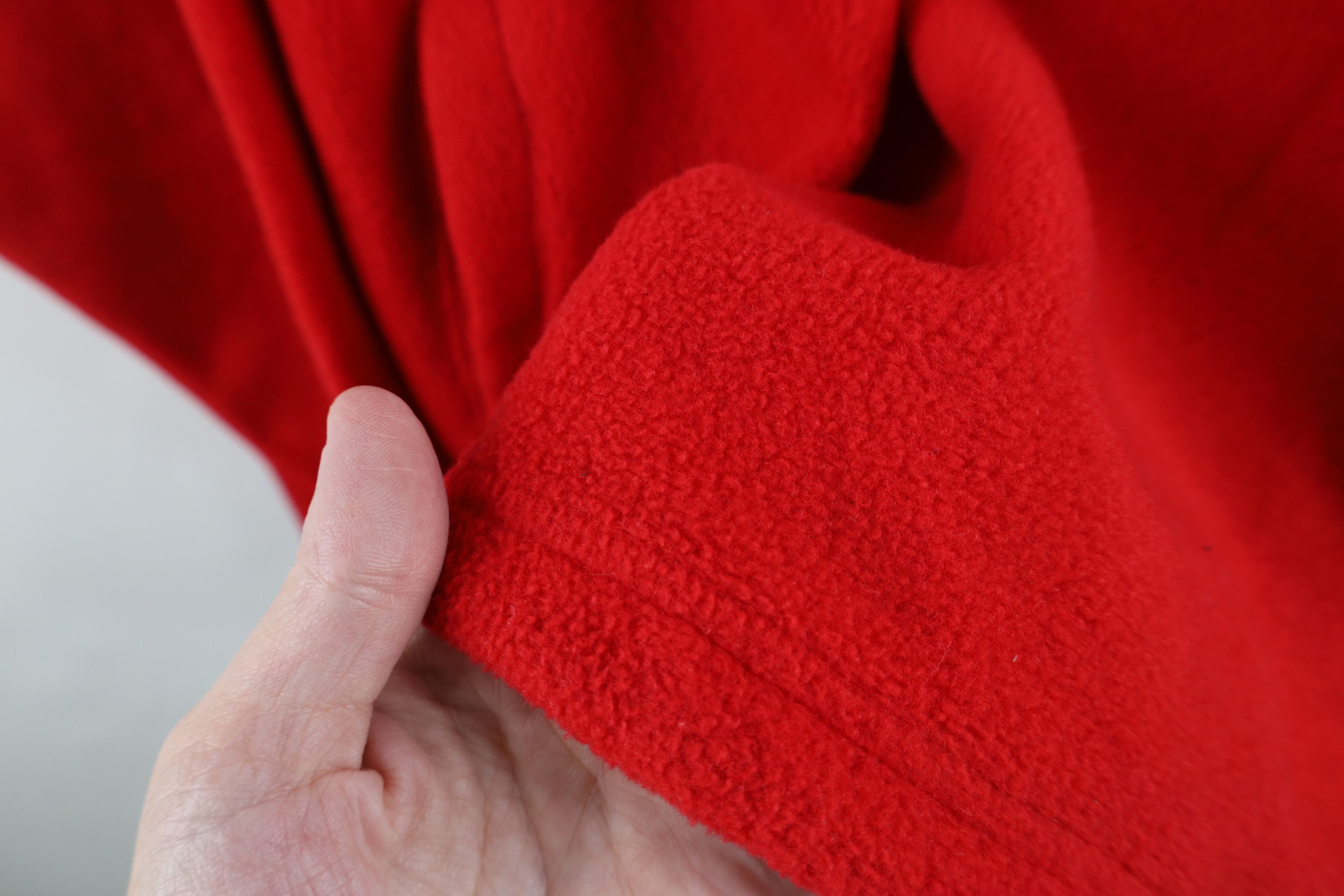 Vintage Vintage 90s University Basketball Fleece Jacket Red USA Size US L / EU 52-54 / 3 - 6 Thumbnail