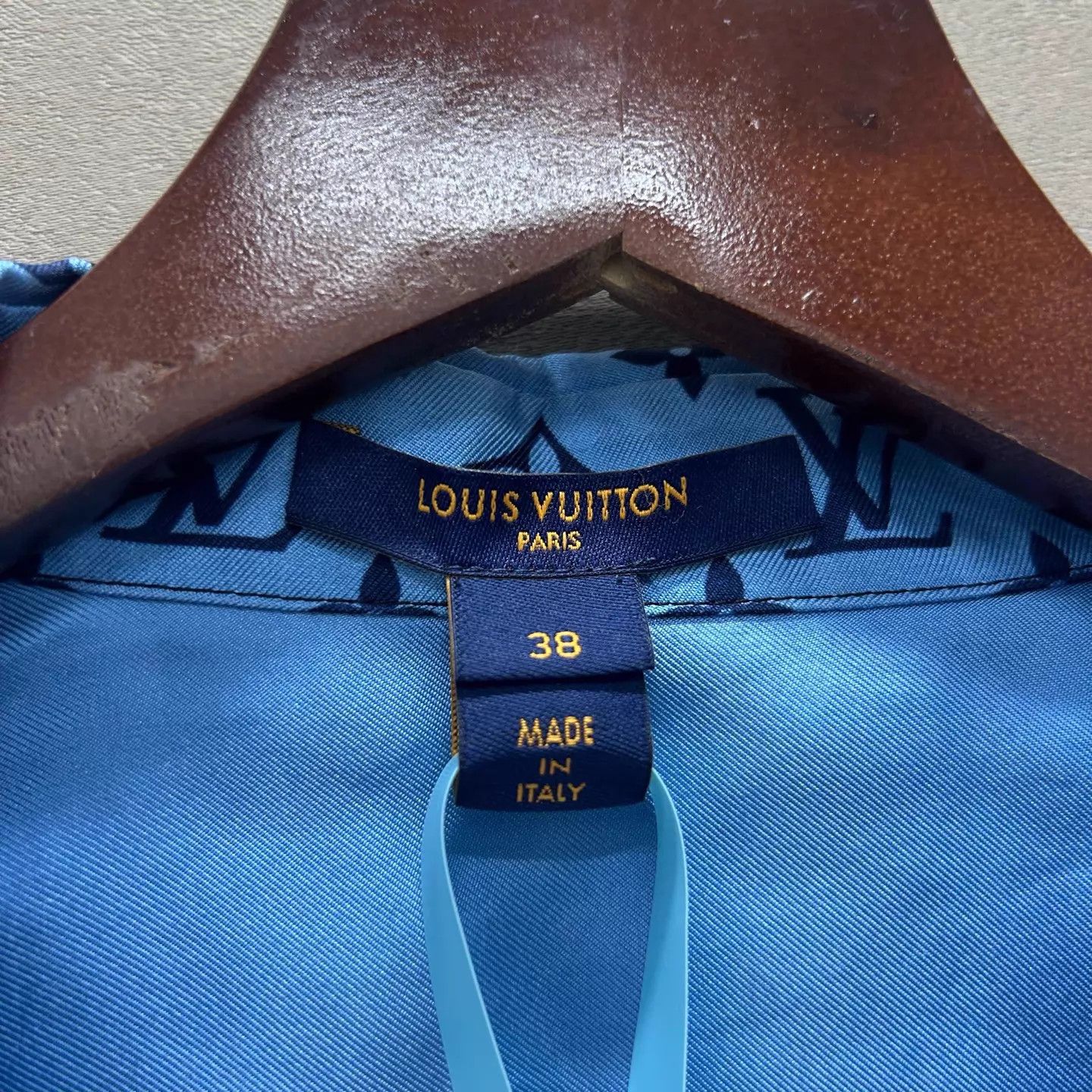 Louis Vuitton Louis Vuitton 99 New Monogram Silk Shirt 38 Size US S / EU 44-46 / 1 - 3 Thumbnail