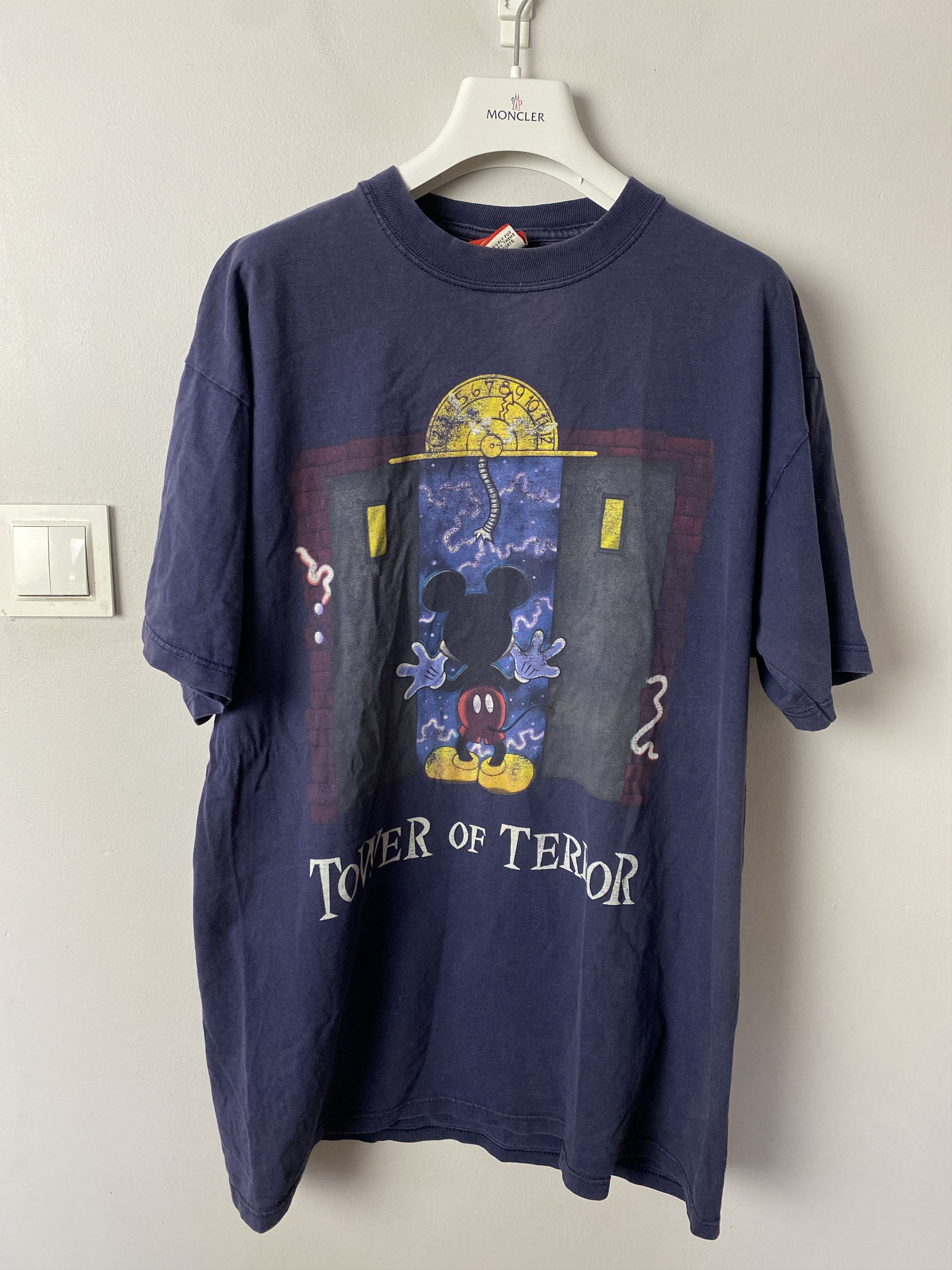 Vintage Disney t shirt tower sale of terror rare XL