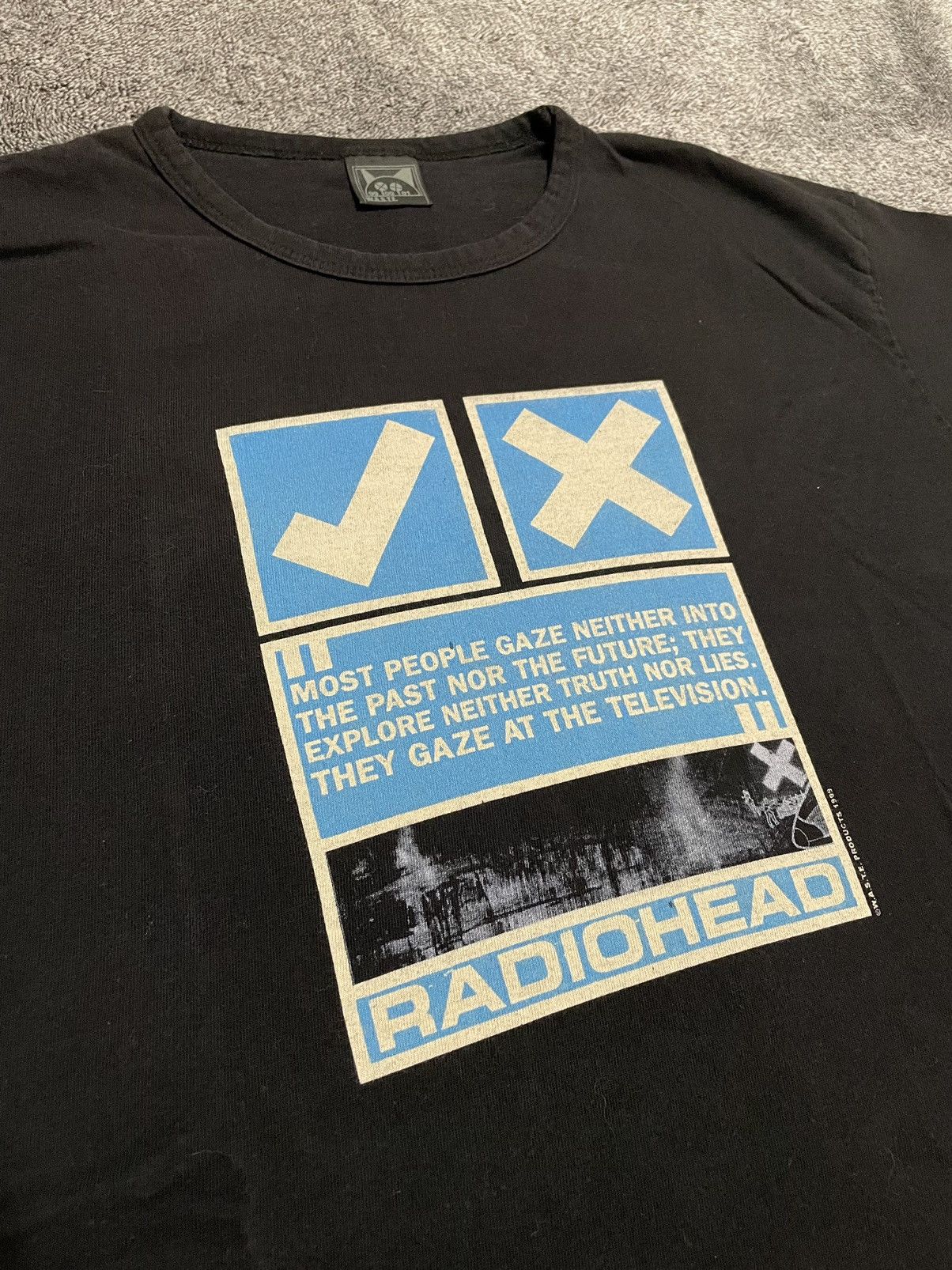 Band Tees Vintage 1999 RADIOHEAD OK Computer Double-Sided T-Shirt Tee Size US S / EU 44-46 / 1 - 1 Thumbnail