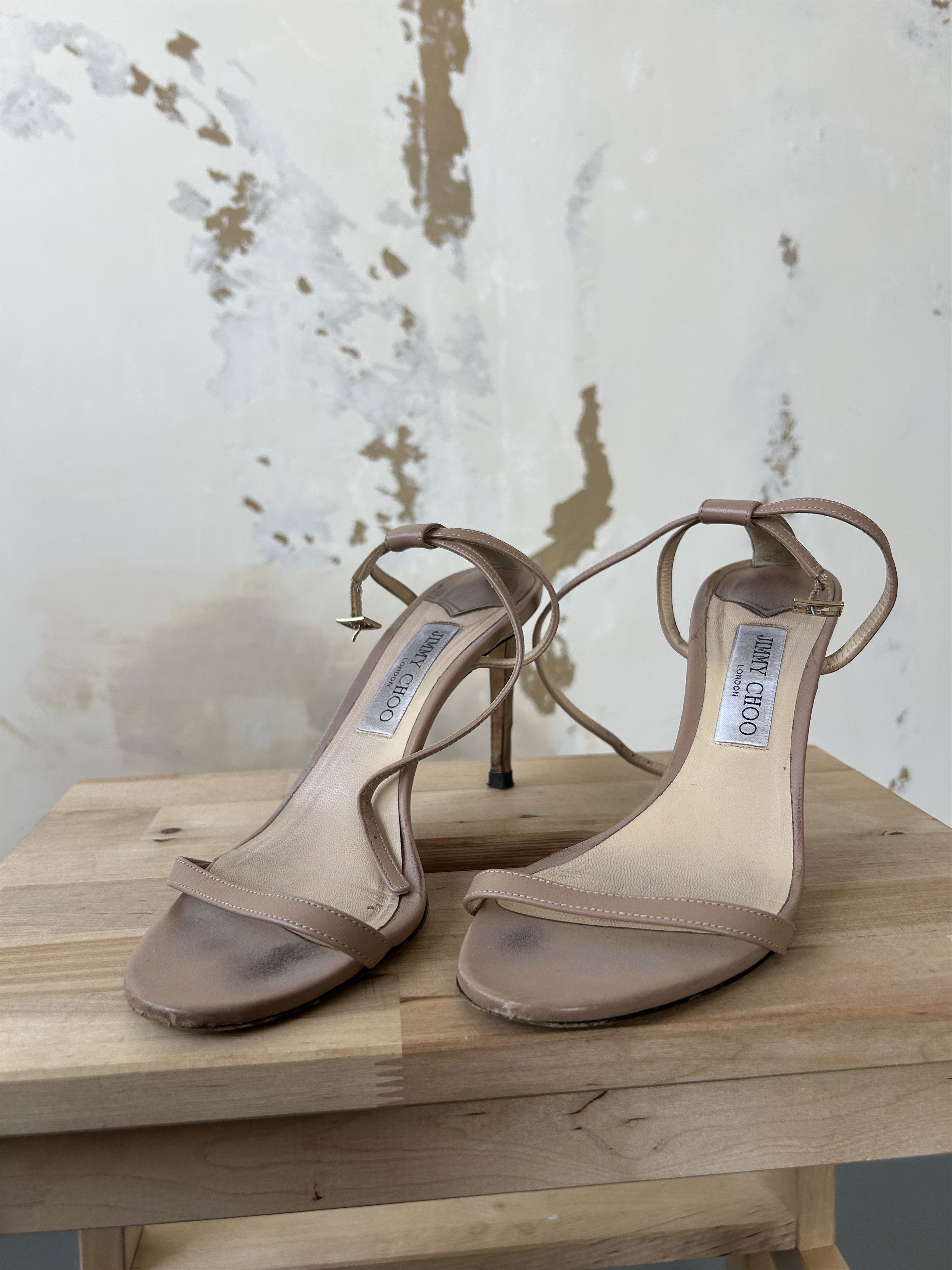 Jimmy Choo Jimmy Choo Leather heels size 39.5 Size US 8.5 / IT 38.5 - 1 Thumbnail
