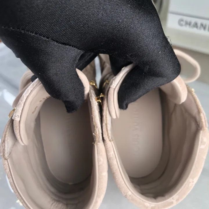 Louis Vuitton Louis Vuitton High-Top Sneakers in Nude -2508 Size US 5 / EU 37 - 3 Thumbnail