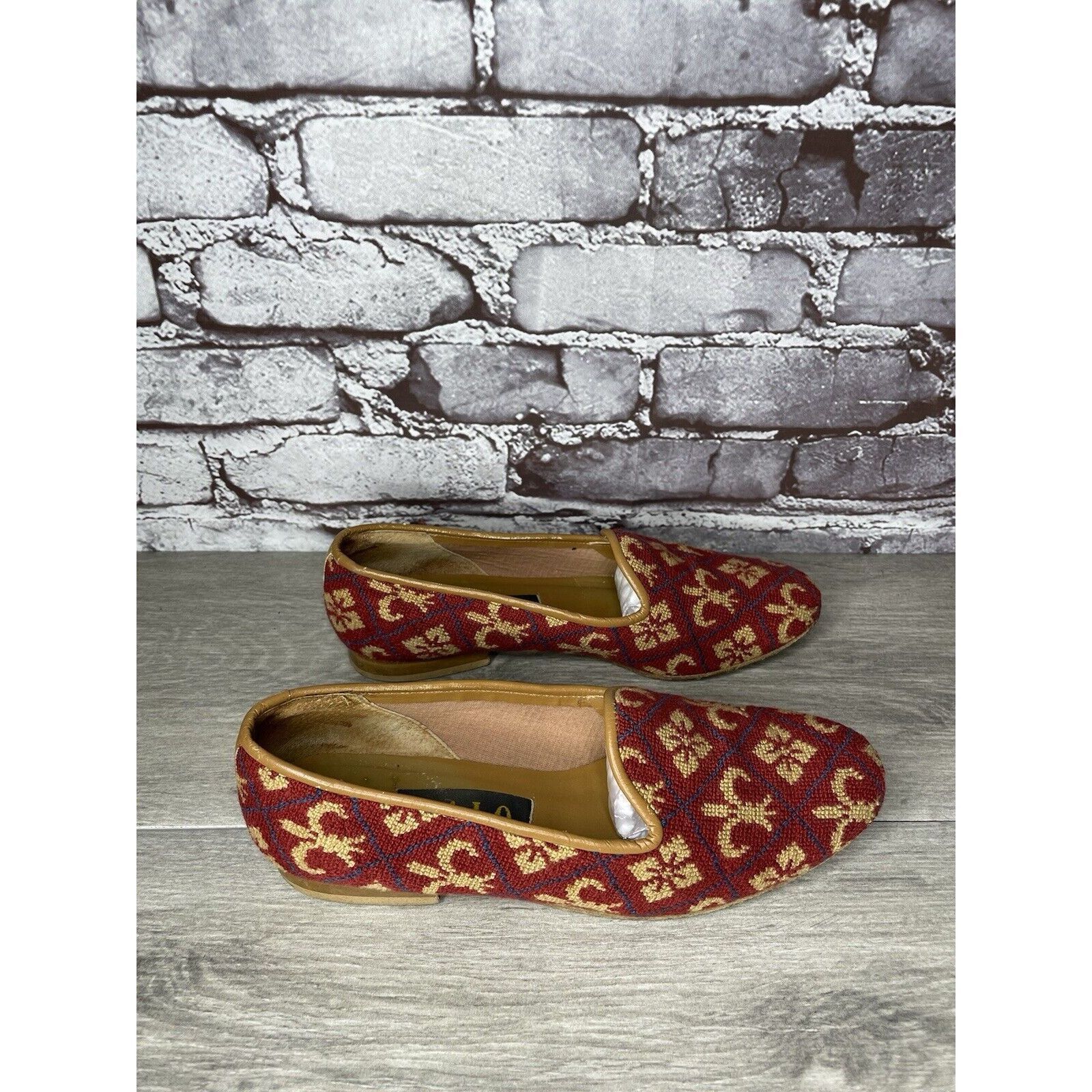 Other Zalo Red Fabric Gold Pattern Slip On Needle Loafers Shoes Wo Size US 7.5 / IT 37.5 - 11 Thumbnail