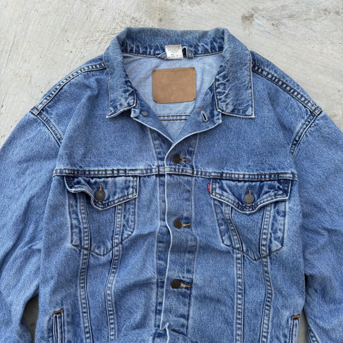 Levi's Vintage Clothing Vintage 00s Levis Denim Trucker Size US XL / EU 56 / 4 - 2 Thumbnail