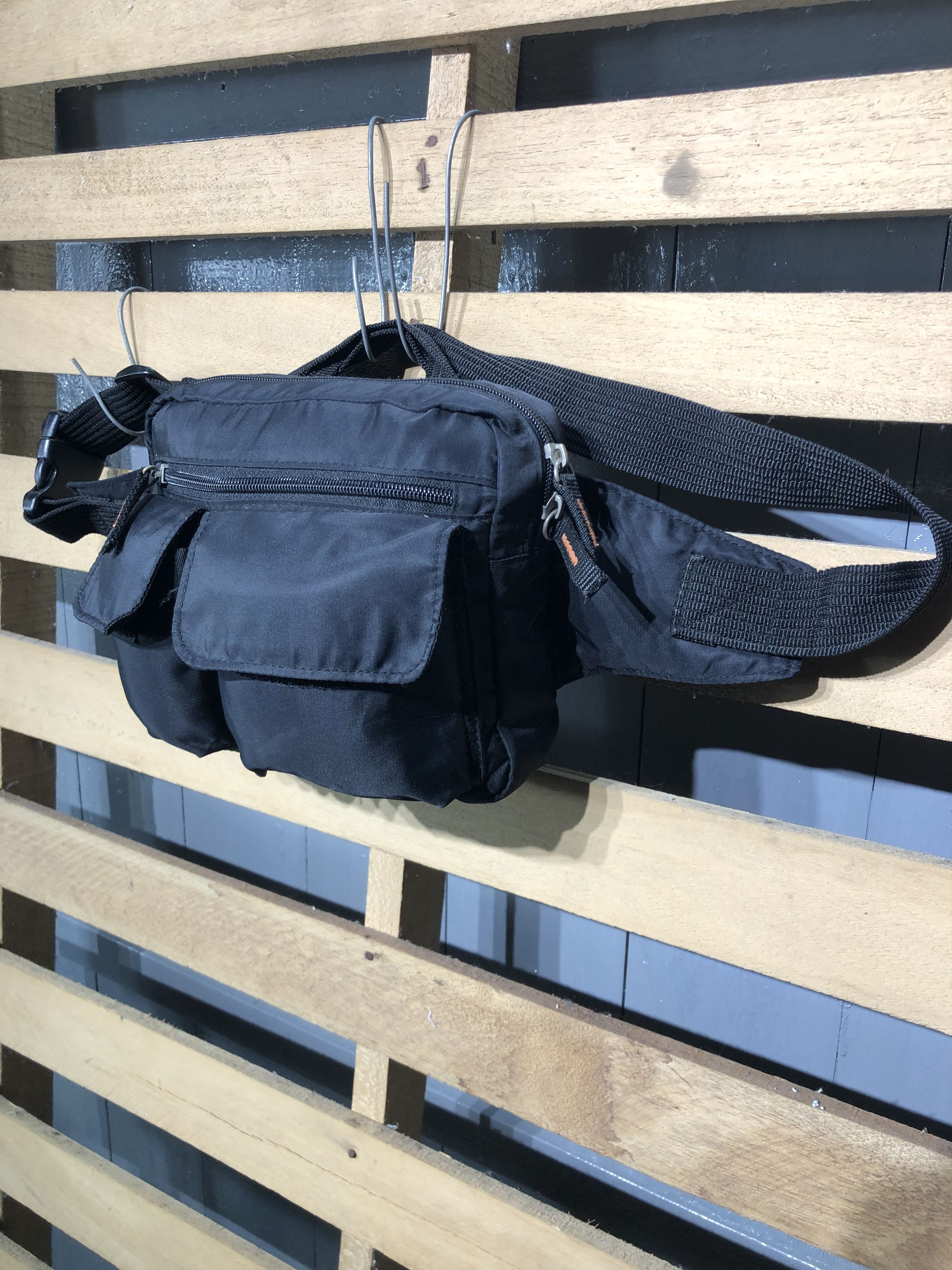 Japanese Brand Japanese Brand Style Multipocket Nylon Waistbag Size ONE SIZE - 3 Thumbnail