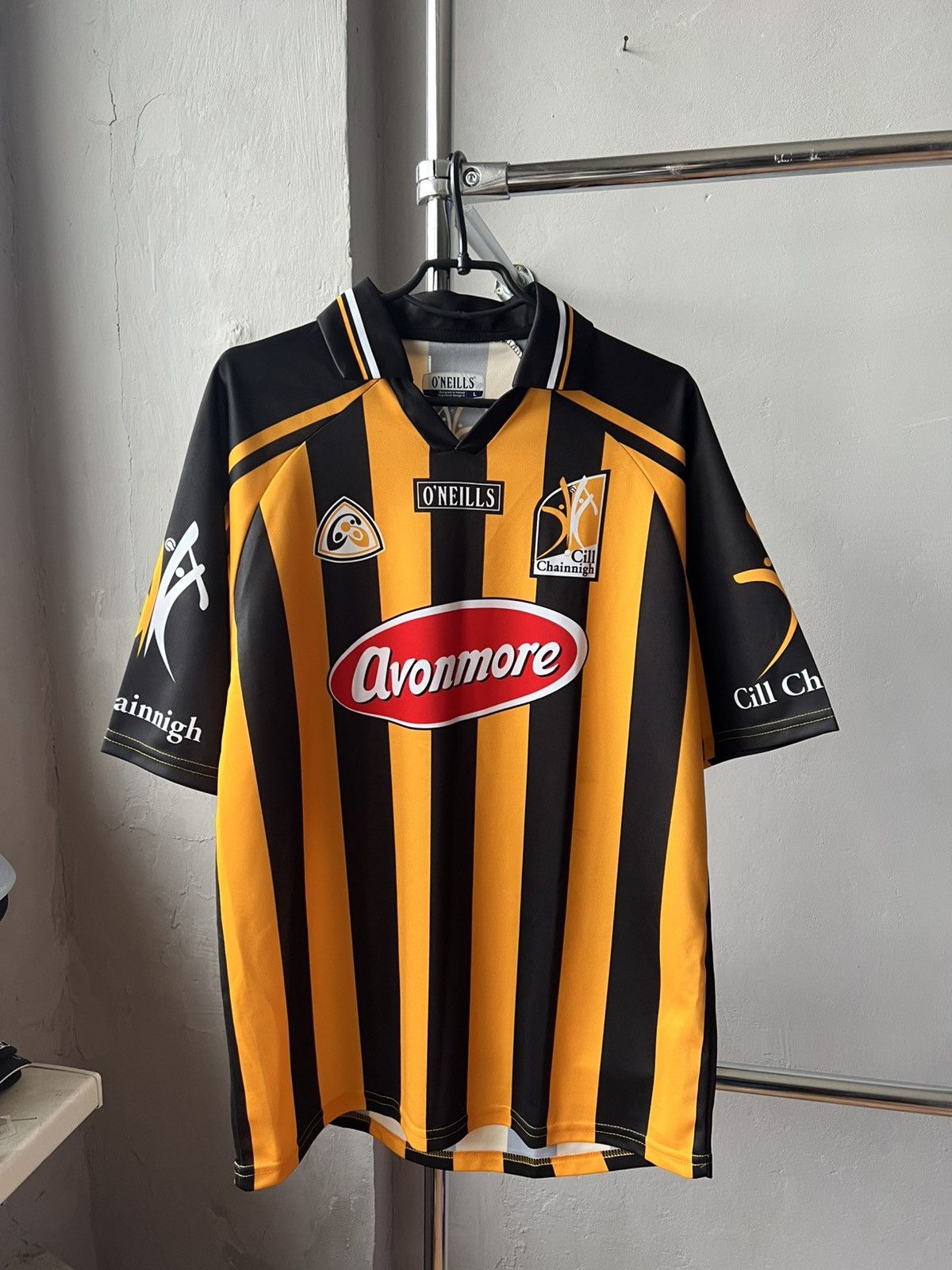 O'Neills 2004 GAA CILL CHAINNIGH KILKENNY VINTAGE JERSEY SHIRT GAELIC Size US L / EU 52-54 / 3 - 2 Thumbnail