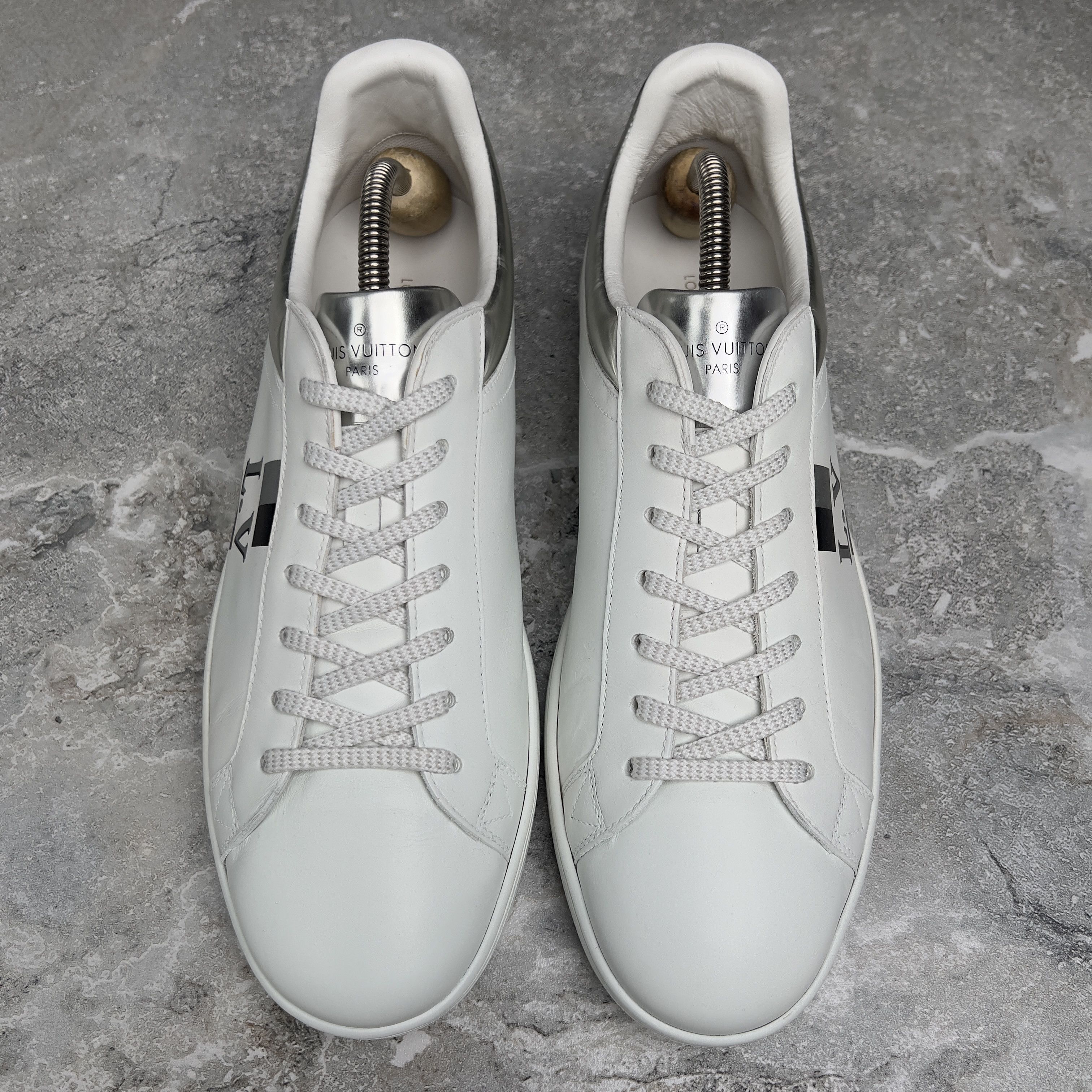 Louis Vuitton Louis Vuitton Luxembourg Sneakers Logo Leather Size US 8.5 / EU 41-42 - 4 Thumbnail