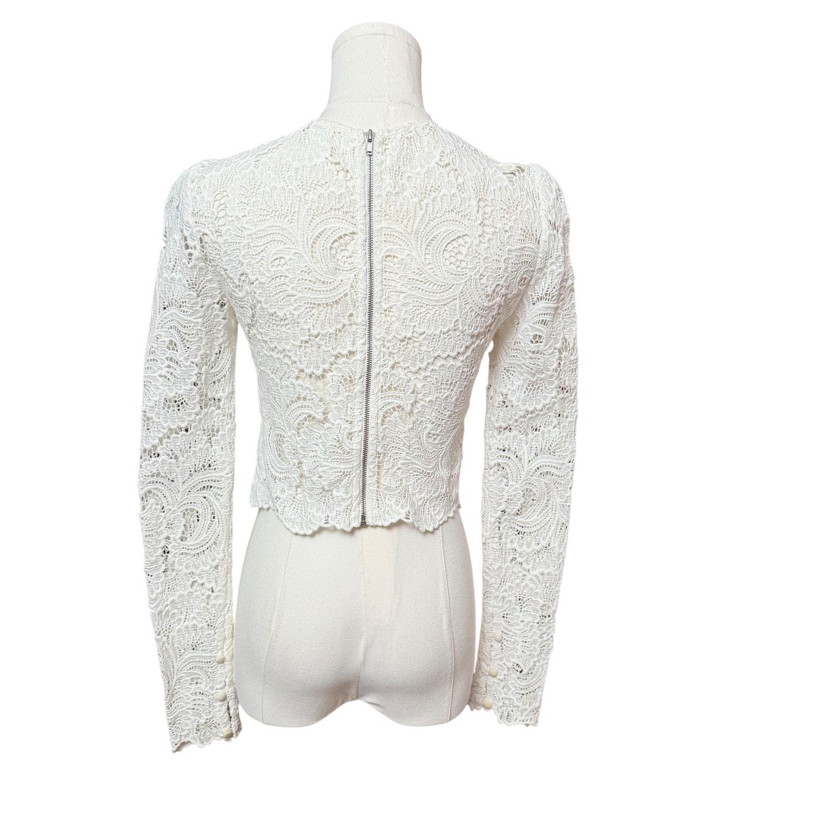 A.L.C. A.L.C. Talia Lace Cropped Top 0 Long Sleeves Buttoned Cuffs Size XS / US 0-2 / IT 36-38 - 13 Thumbnail