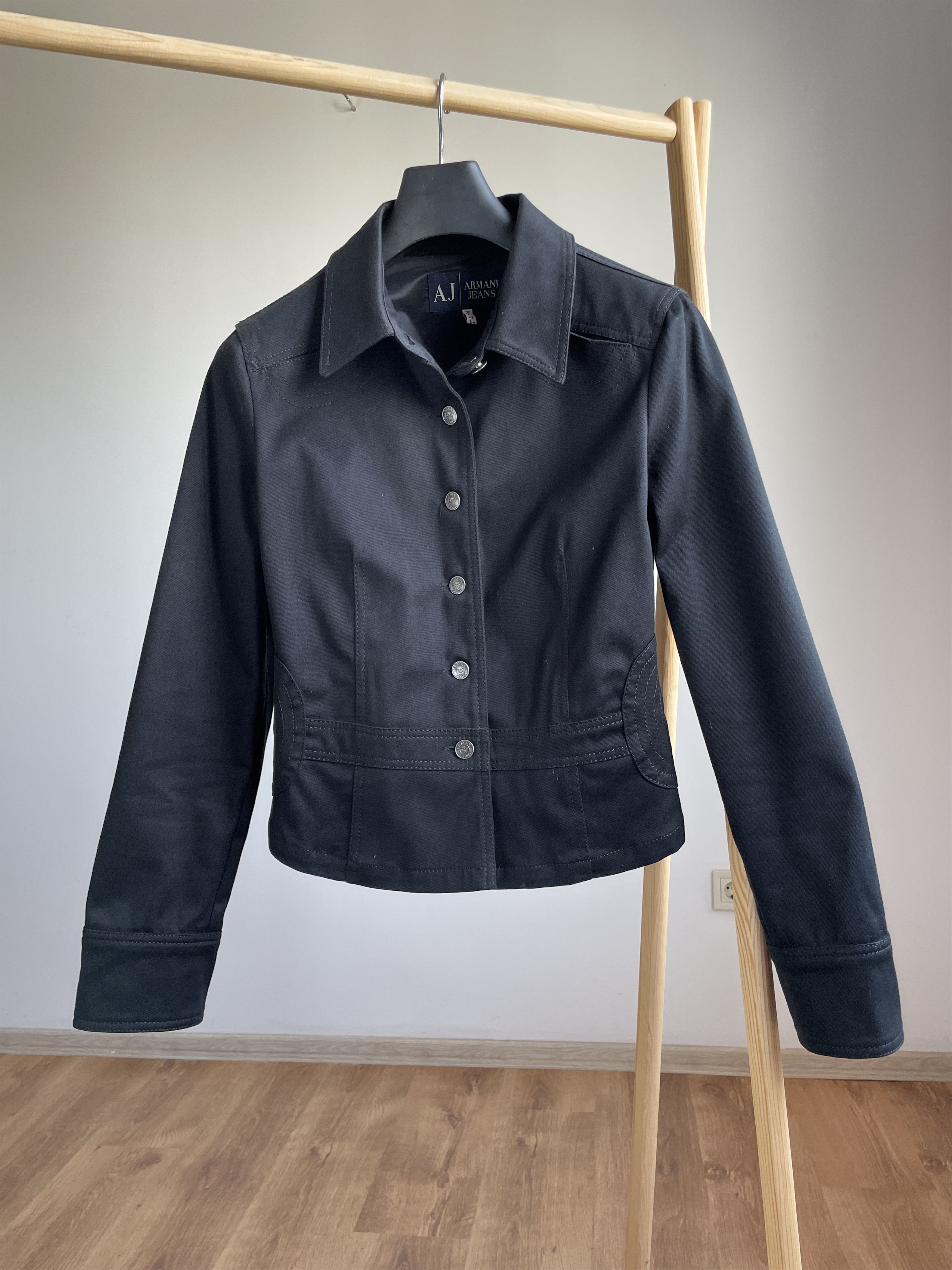 Armani Armani Jeans Vintage 00's Womens Cropped Fitted Jacket Size XL / US 12-14 / IT 48-50 - 1 Thumbnail