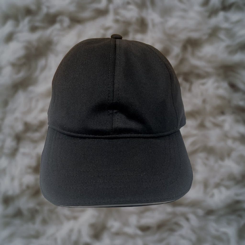 Vintage Unbranded Hat Adult Solid Black Adjustable StrapBack Baseball Cap Size ONE SIZE - 1 Thumbnail