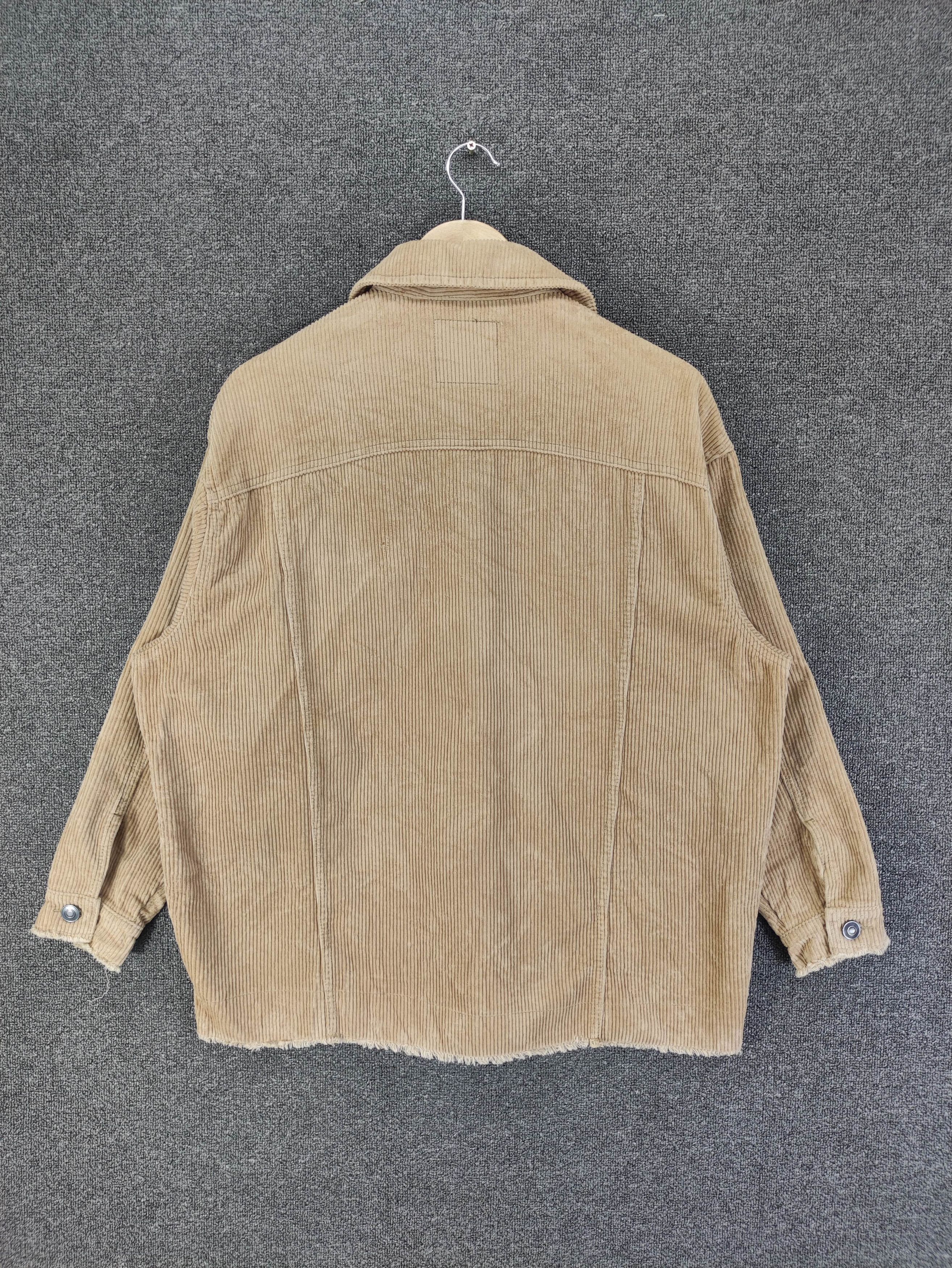 Zara Vintage Zara Outerwear Corduroy Jacket Size L / US 10 / IT 46 - 10 Thumbnail