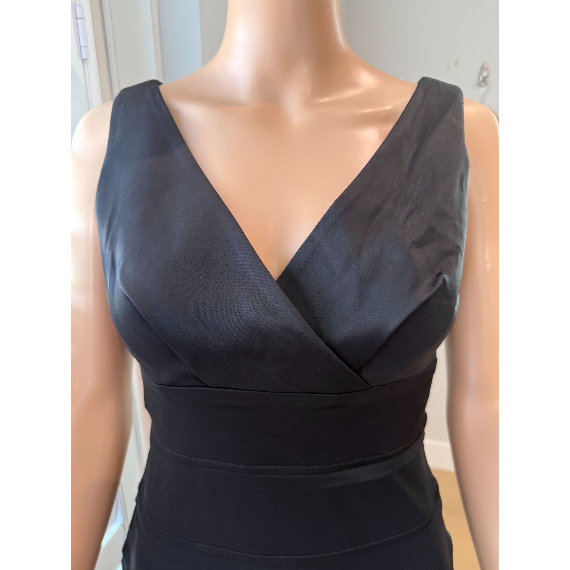 Calvin Klein Calvin Klein Satin Like Sheath Cocktail Dress, size 2 Size XS / US 0-2 / IT 36-38 - 4 Thumbnail