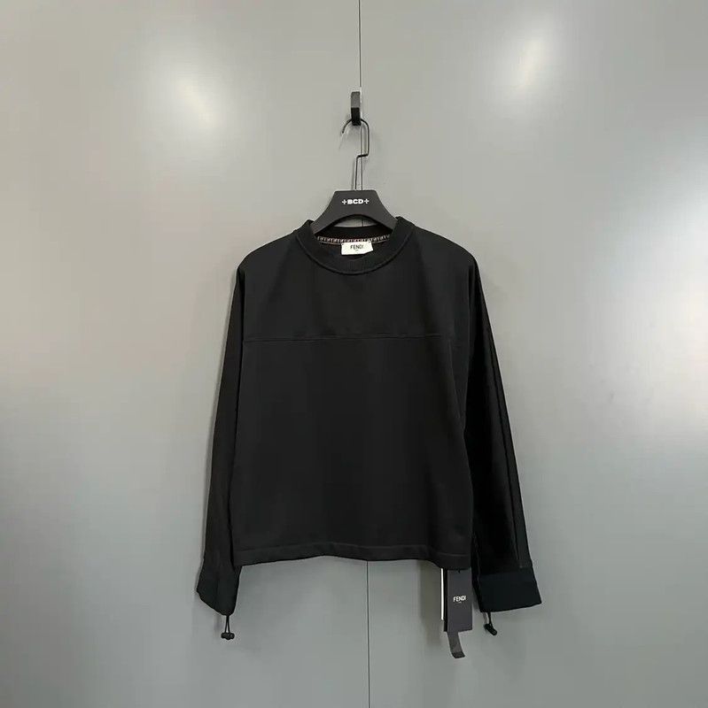 Fendi Fendi Women's Black Long Sleeve Cropped Sweatshirt 0089 Size L / US 10 / IT 46 - 1 Thumbnail