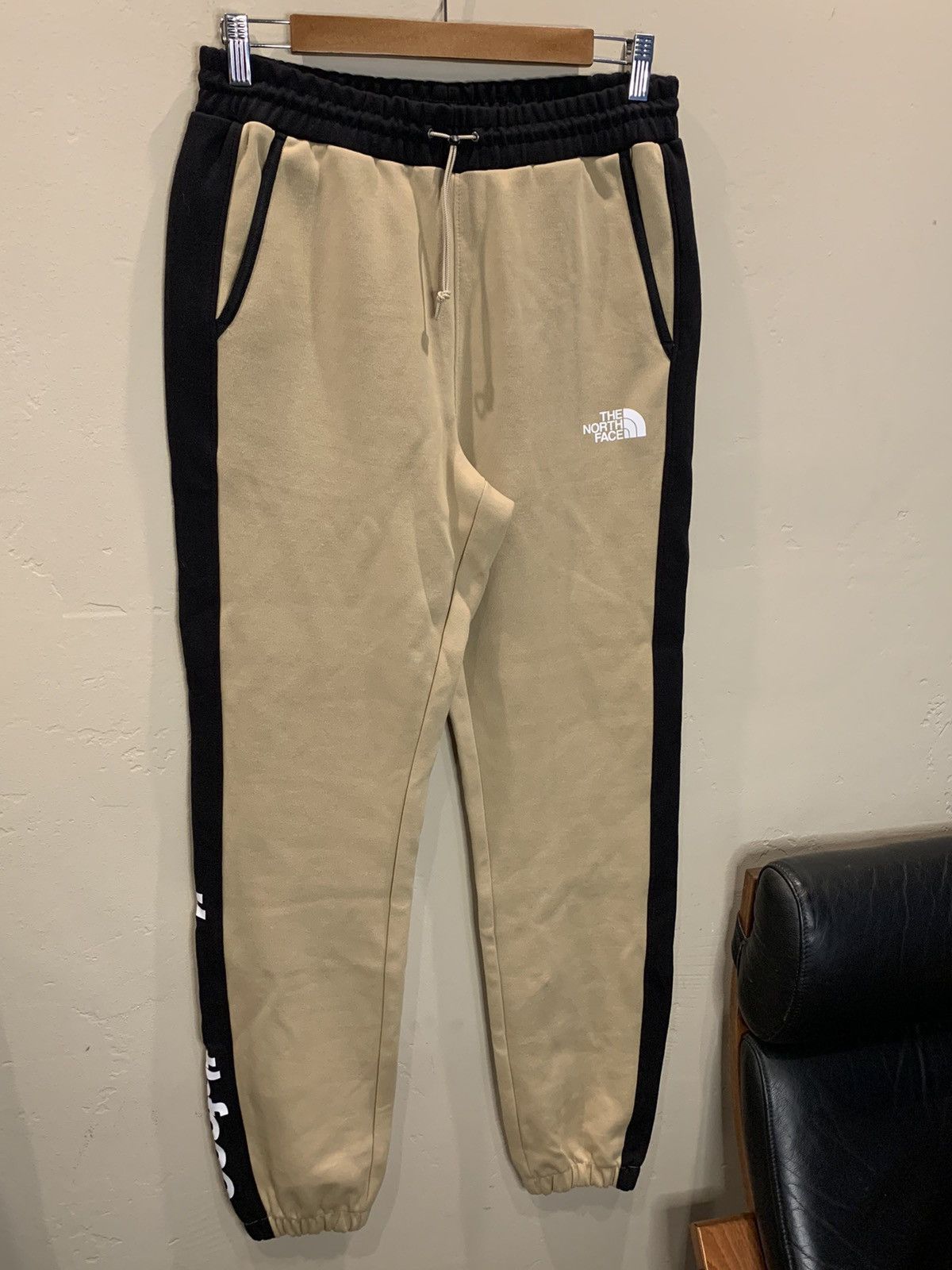 The North Face *RARE* New North Face Color Block Zip Pocket Sweatpants - S Size US 30 / EU 46 - 1 Thumbnail
