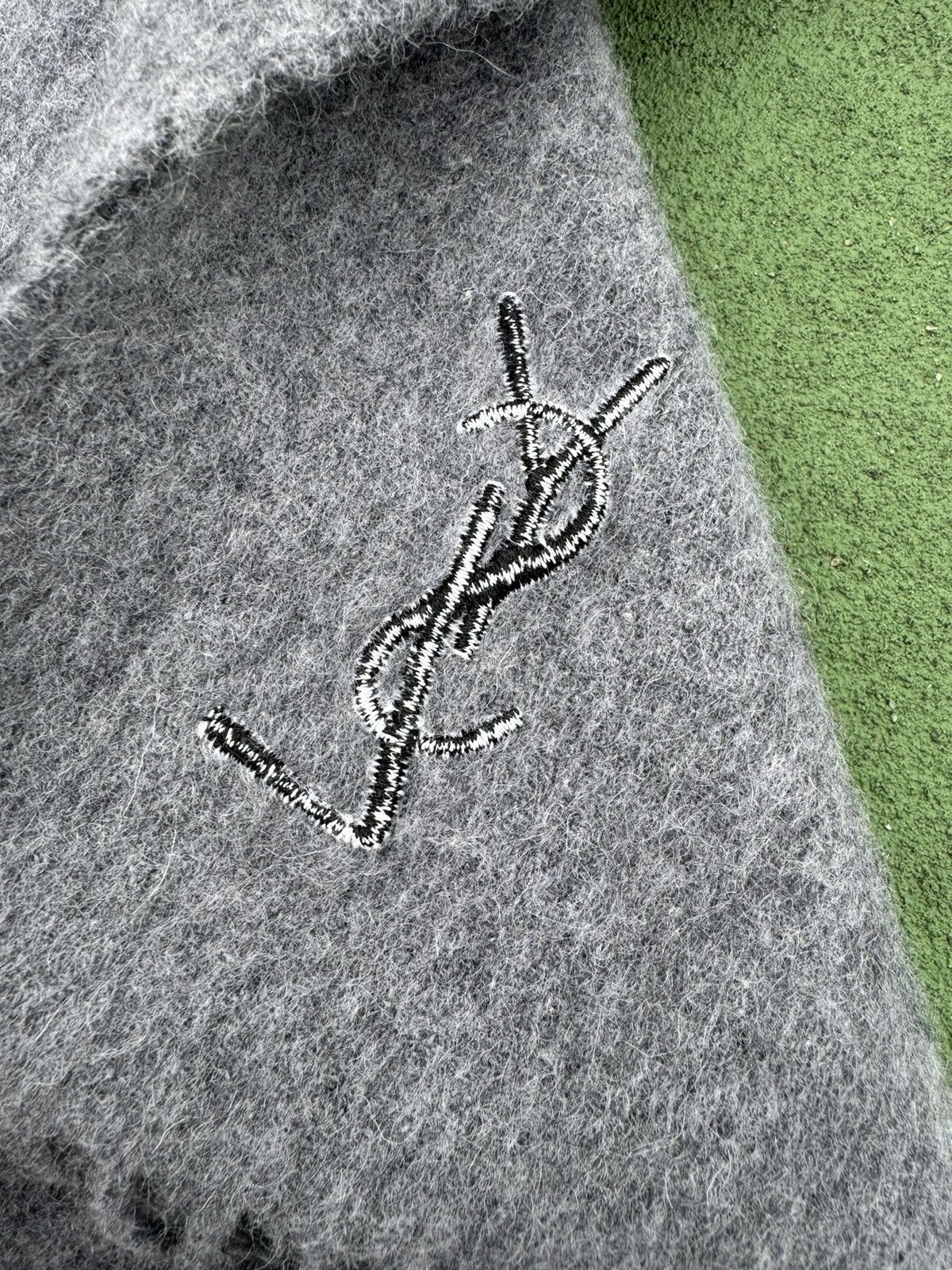 Yves Saint Laurent Yves Saint Laurent Wool Scarf Size ONE SIZE - 5 Thumbnail